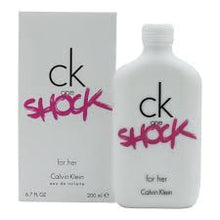 Load image into Gallery viewer, If you want to feel feminine and refined, the One Shock perfume for women is a great choice for you.  Notes:  This fragrance has passion flower and poppy top notes that intertwine with dark cocoa, amber, and patchouli, creating a rich Oriental scent.