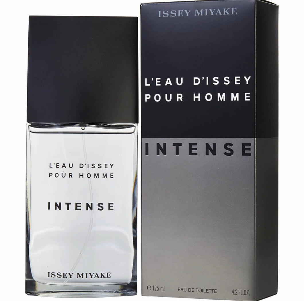 L'eau D'issey Pour Homme Intense Cologne by Issey Miyake, L'eau D'Issey Pour Homme Intense is a men’s woody cologne with citrus, warm spicy, balsamic, fresh spicy, and smoky main accords. Introduced in 2007, this fragrance was created by perfumer Jacques Cavallier, who was with Firmenich at the time. It has fruity head notes of yuzu, orange, mandarin orange, and bergamot. 