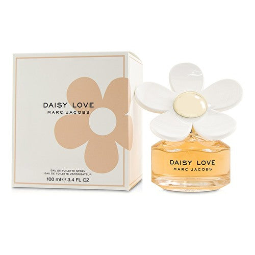 Daisy Love Perfume by Marc Jacobs, Crystallized cloudberries open the senses to what might seem a youthful dalliance. Upon deeper study, however, the daisy tree’s earthy aroma at the fragrance’s heart adds an air of sophistication and subtlety. A warm undercurrent of cashmere musk and driftwood create the base tones that are so richly woven into Daisy Love’s foundation