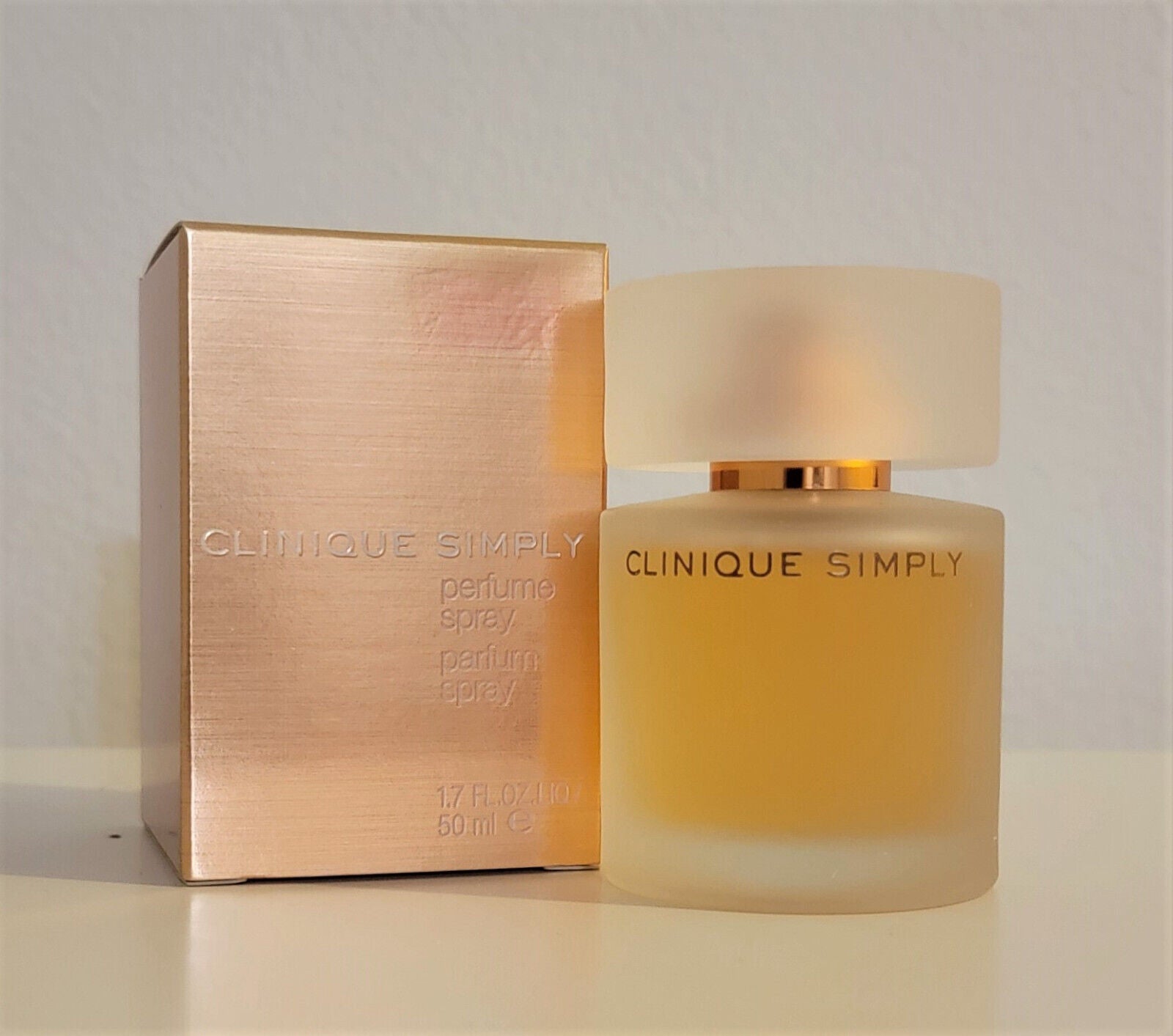 Clinique Simply By Clinique Eau de Parfum Spray For Women
