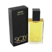 Load image into Gallery viewer, Oriental-Musky Family. Notes includes: Sicilian Bergamot, Honeysuckle, Jasmine, Black Pearl Rose, Hibiscus, Heliotrope, Sandalwood, Musk. An extraordinary scent, sexy and smooth. A must have in any woman&#39;s fragrance wardrobe.