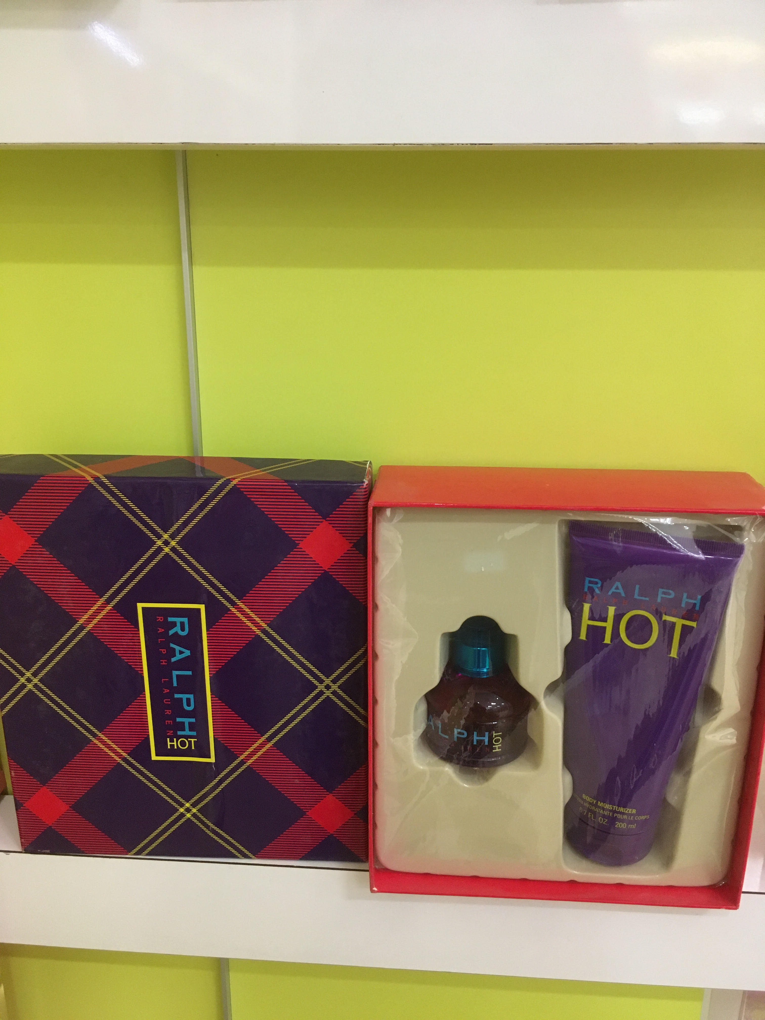 Gift Set -  Ralph Hot By railph lauren 50 ml / 1.7 oz. EDT Spray + 200 ml Lotion - 2 Pcs for Women